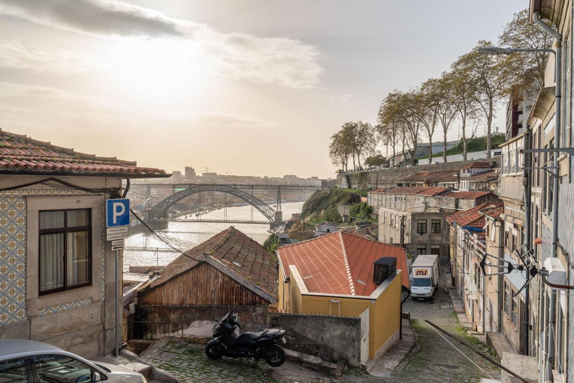 Host Wise - Bright And Cozy House With Dom Luis Bridge View Сasa de vacaciones *
