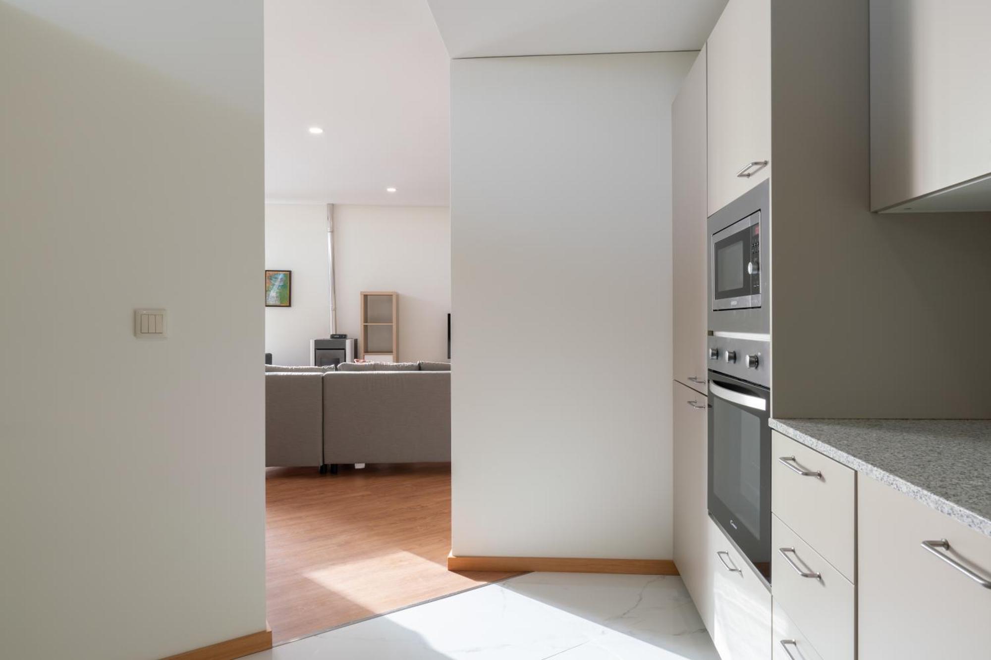 Сasa de vacaciones Host Wise - Bright And Cozy House With Dom Luis Bridge View Oporto